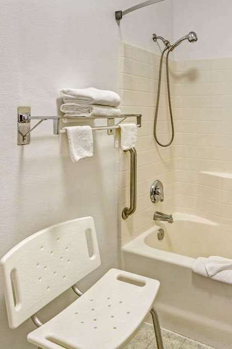 Hotel Days Inn and Suites Gresham photo 5