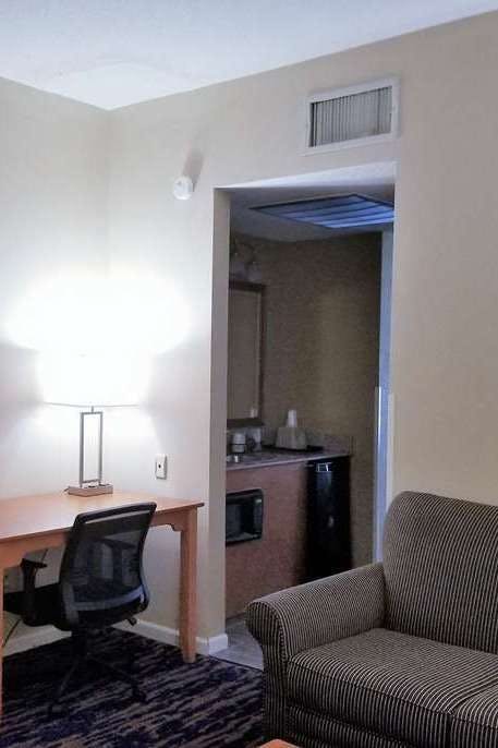 Hotel Baymont by Wyndham Indianapolis Northwest photo 5