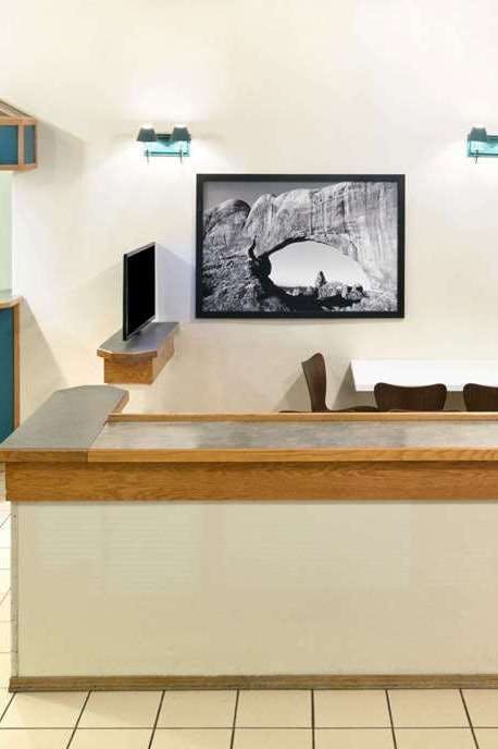 Hotel Super 8 by Wyndham Green River photo 4