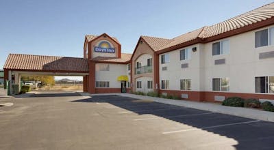 Days Inn by Wyndham Phoenix North