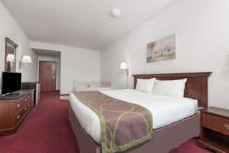 Hotel Super 8 Grayson photo 3