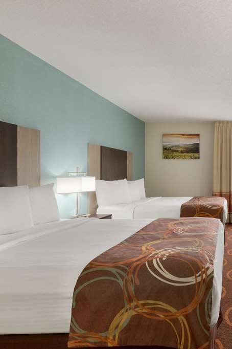 Hotel Baymont by Wyndham Grovetown Augusta photo 3