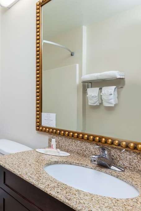 Hotel Days Inn by Wyndham Camp Verde Arizona photo 5