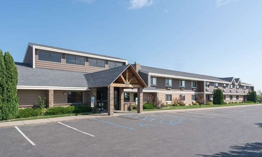 AmericInn by Wyndham Bismarck