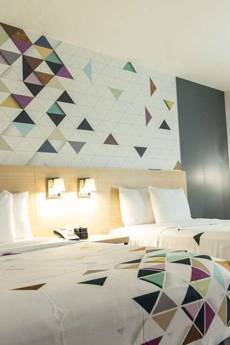 Hotel La Quinta by Wyndham Lake City photo 2