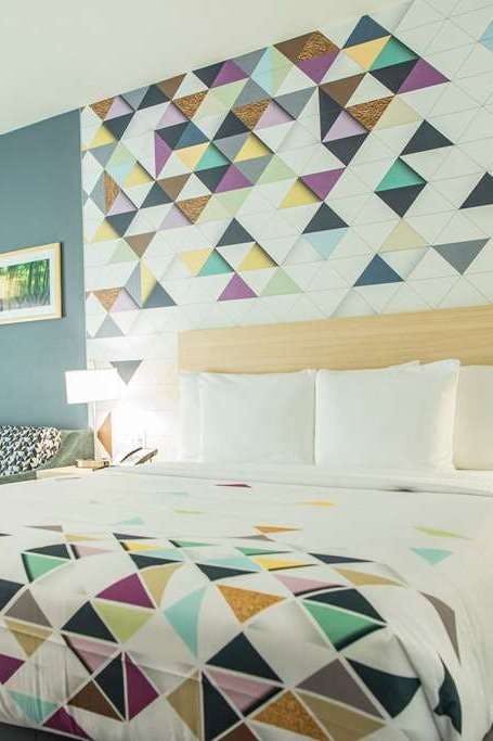 Hotel La Quinta by Wyndham Lake City photo 1