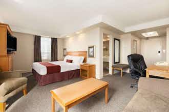 Hotel Travelodge Spruce Grove photo 2