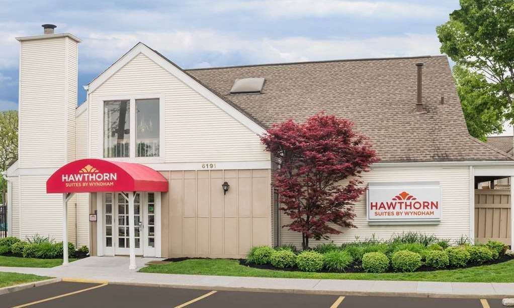 Hawthorn Extended Stay by Wyndham Columbus North