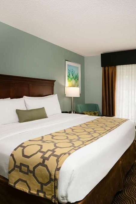 Hotel Baymont by Wyndham Braselton / Winder photo 1