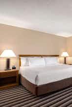 Hotel Royal Htl W Edmontn photo 2