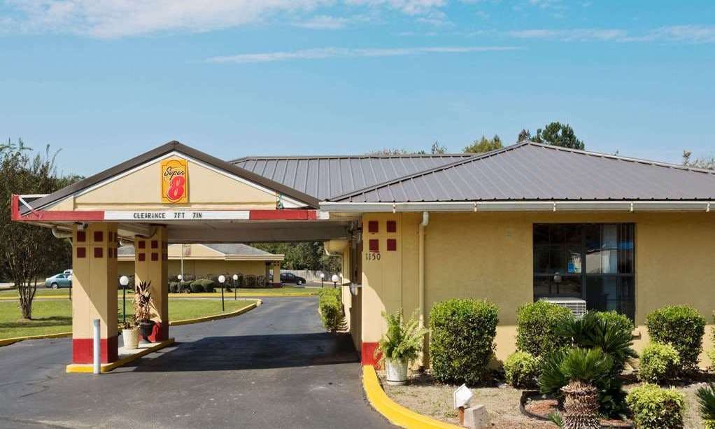 Super 8 by Wyndham Chipley