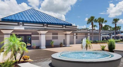 Travelodge by Wyndham Deltona
