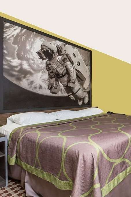 Hotel Super 8 by Wyndham Houston/Webster/NASA photo 1