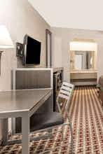 Hotel Super 8 Houston/Webster/NASA photo 4