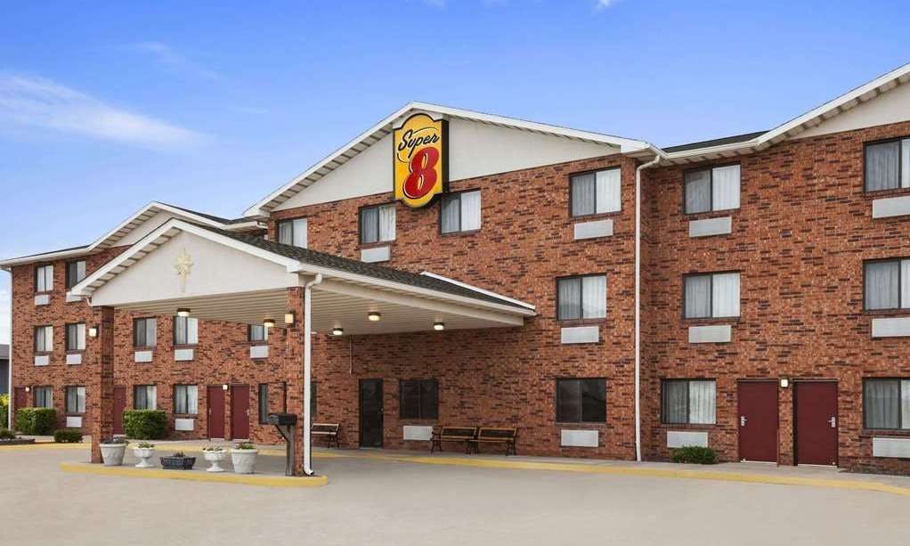 Super 8 by Wyndham Bowling Green