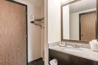 Hotel Wyndham Williamsburg photo 4