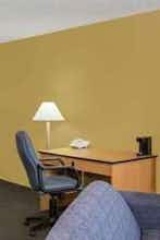 Hotel Super 8 by Wyndham Clarinda photo 5