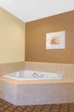 Hotel Microtel Inn & Suites by Wyndham Harrisonburg photo 5