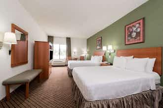 Hotel Super 8 by Wyndham Fort Worth Downtown South photo 4