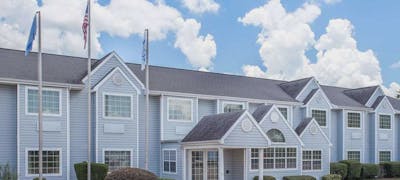 Microtel Broken Bow