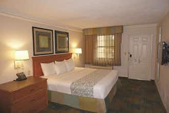 Hotel La Quinta Inn by Wyndham Pensacola photo 4