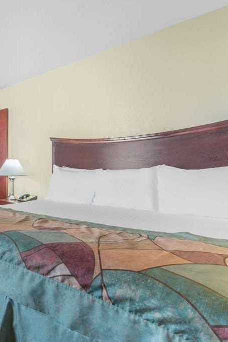 Hotel Baymont by Wyndham Wichita Falls photo 1