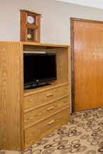 Hotel Super 8 Blue Earth photo 4