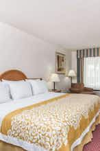Hotel Days Inn by Wyndham Chiefland photo 1