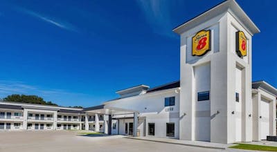 Super 8 by Wyndham Houston NW Beltway 8/West Rd