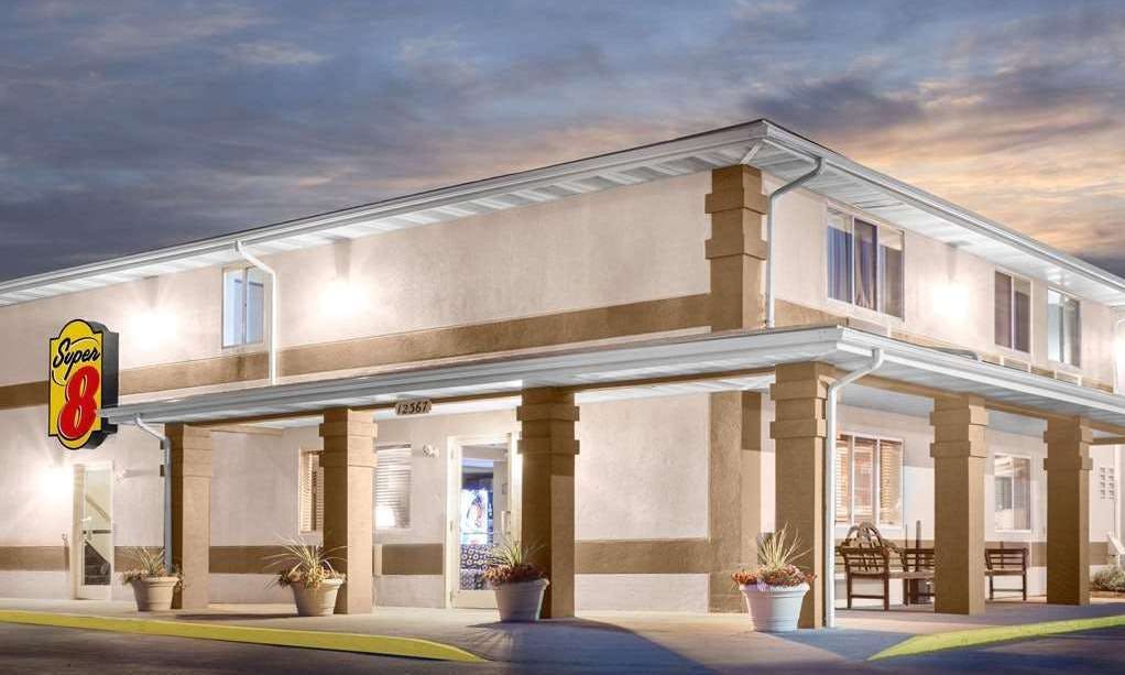 Super 8 by Wyndham Richlands/Claypool Hill Area