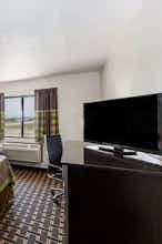 Hotel Super 8 Wayne photo 3