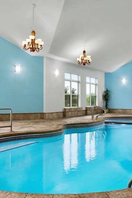 Hotel Days Inn by Wyndham Kingston photo 3