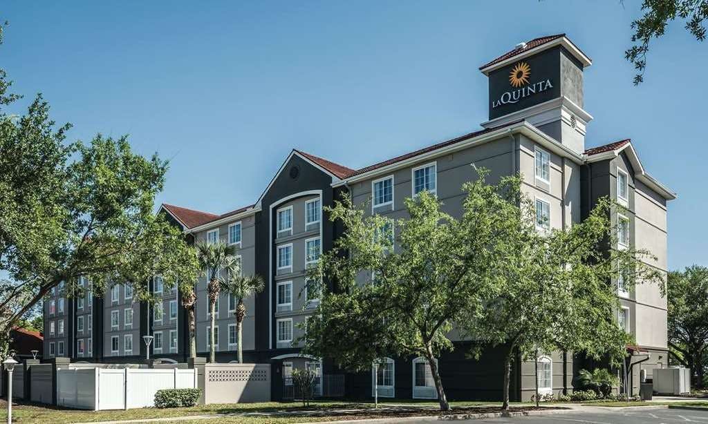 La Quinta Inn & Suites by Wyndham Orlando Lake Mary