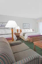 Hotel Hawthorn Green Bay photo 2