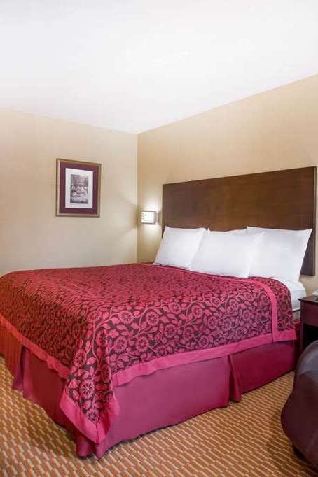Hotel Days Inn Simpsonville photo 1