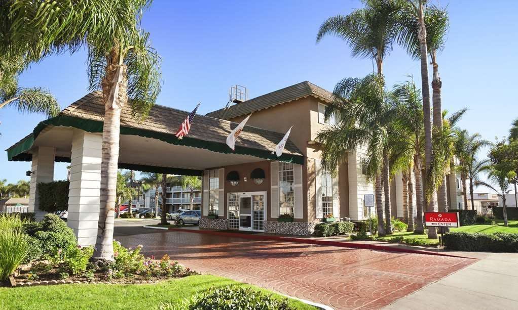 Ramada by Wyndham Costa Mesa/Newport Beach