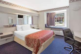 Hotel Microtel Inn & Suites by Wyndham Janesville photo 5