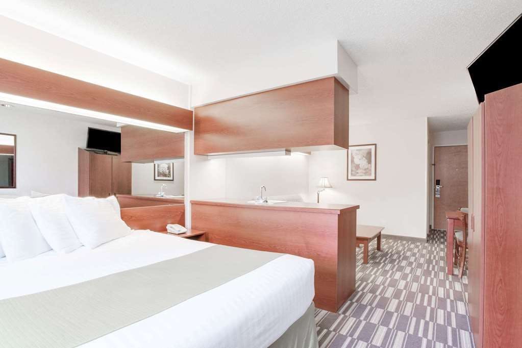 Hotel Microtel Inn & Suites by Wyndham Olean/Allegany photo 3