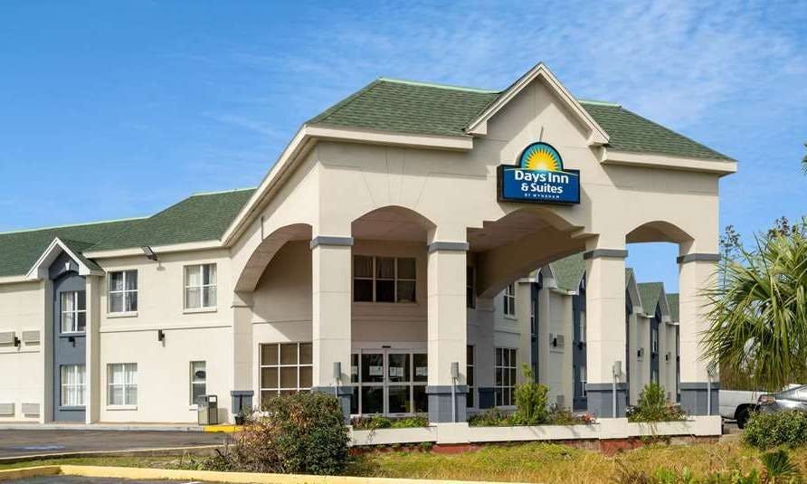 Days Inn by Wyndham Panama City