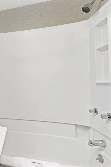 Hotel Super 8 by Wyndham Kenmore/Buffalo/Niagara Falls Area photo 4