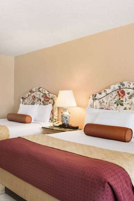 Hotel Days Inn by Wyndham Panama City Beach/Beachfront Resort photo 1