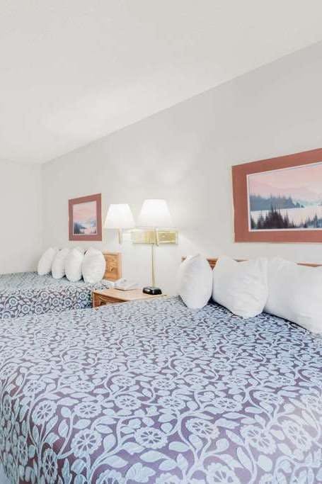 Hotel Days Inn by Wyndham Sturgis photo 2