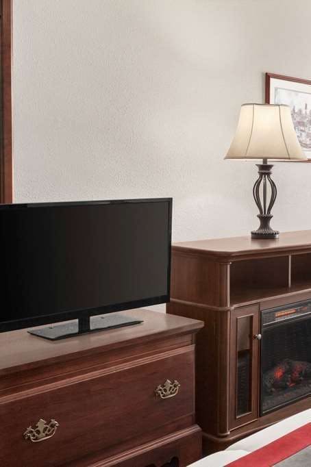 Hotel Ramada by Wyndham Arcata photo 3