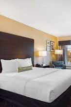 Hotel La Quinta IS Springfield photo 1