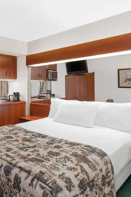 Hotel Microtel Inn & Suites by Wyndham Wellton photo 1