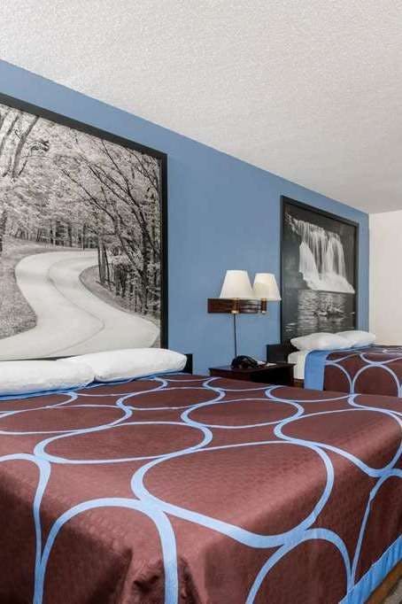 Hotel Super 8 by Wyndham Columbus/Edinburgh photo 1