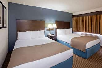 Hotel AmericInn Menominee photo 4