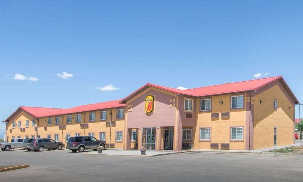 Super 8 by Wyndham Moriarty