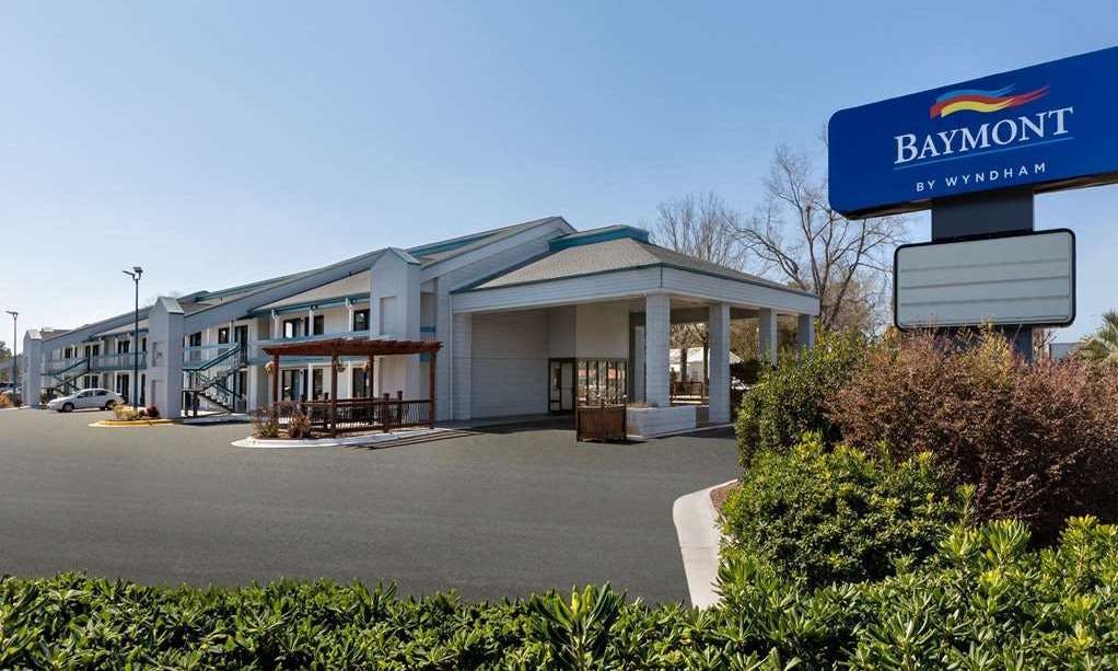 Baymont by Wyndham Wilmington