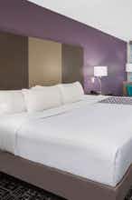 Hotel La Quinta Inn & Suites by Wyndham Chattanooga - East Ridge photo 1